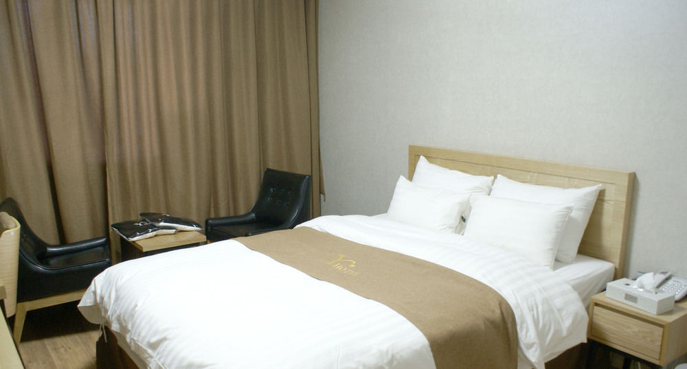 Y Ocean Hotel Yeosu Exterior photo