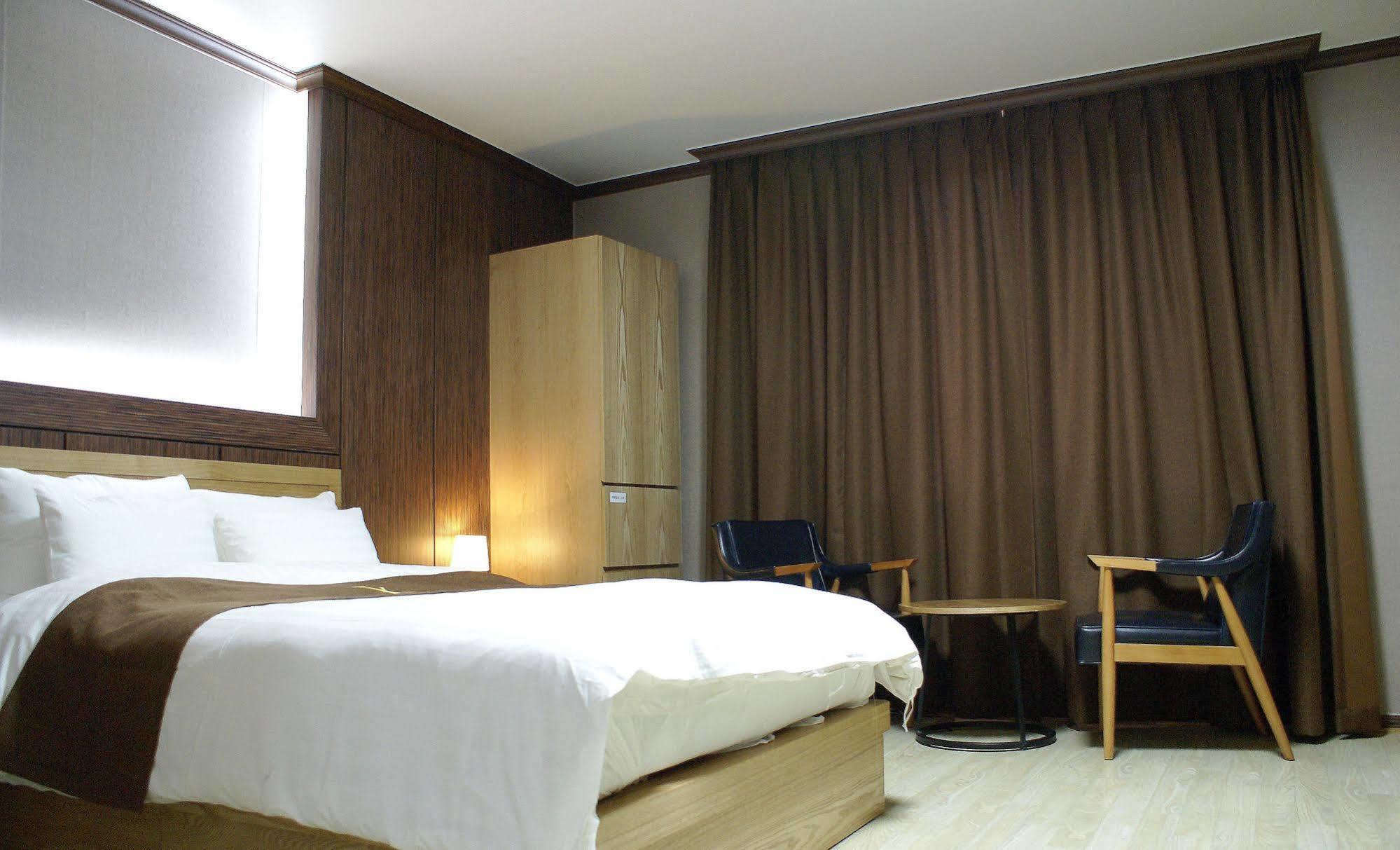 Y Ocean Hotel Yeosu Exterior photo